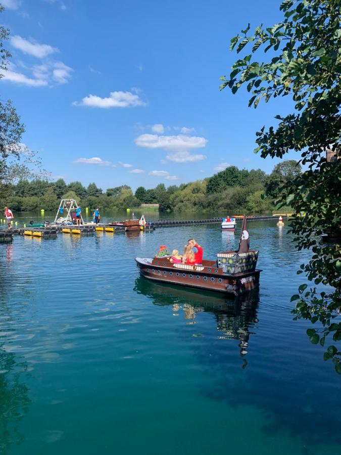 Holiday Home Breaks At Tattershall Lakes Coningsby Eksteriør billede