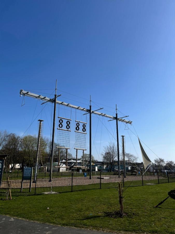 Holiday Home Breaks At Tattershall Lakes Coningsby Eksteriør billede