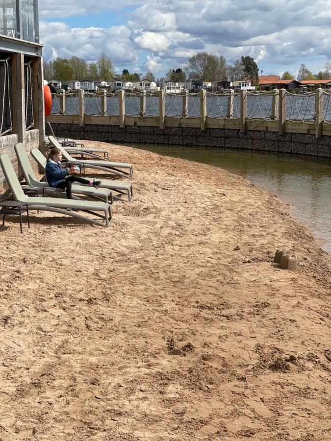 Holiday Home Breaks At Tattershall Lakes Coningsby Eksteriør billede