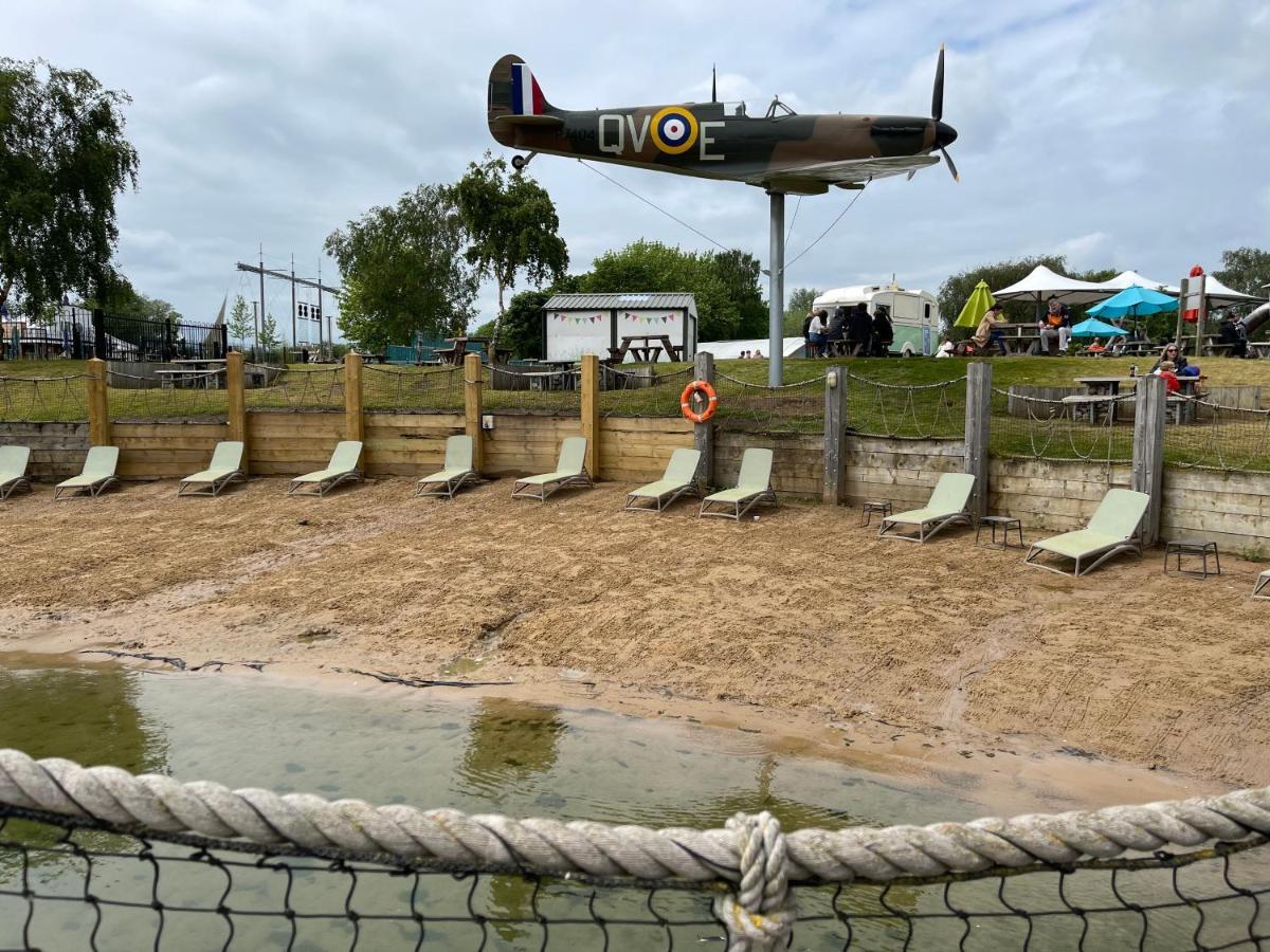 Holiday Home Breaks At Tattershall Lakes Coningsby Eksteriør billede